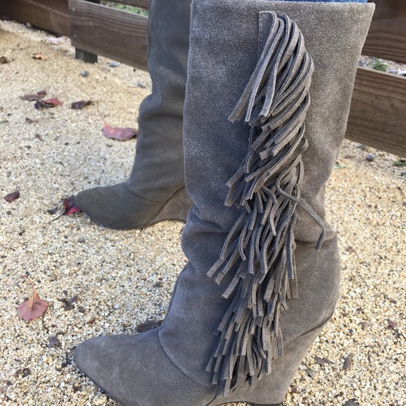 Mia Shoes - MIA 8 “flirty” gray leather fringe heel boots